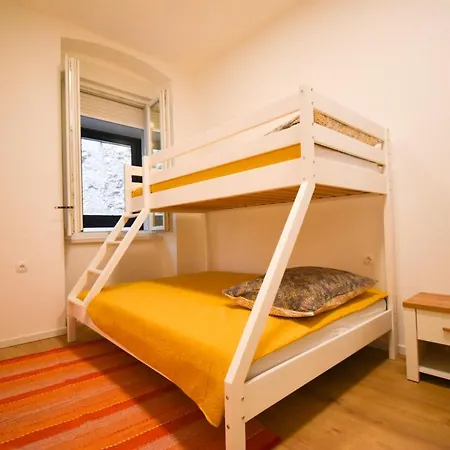 Anna Apartment *
